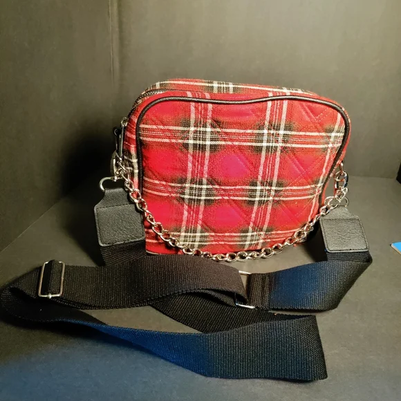 A RED PLAID PURSE⭐ - Picture 1 of 10